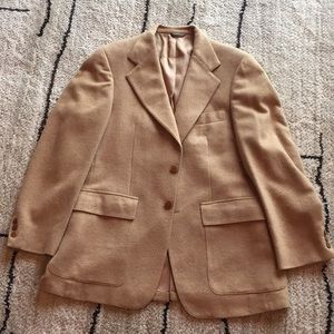 Botany 500 Camel color men's wool blazer size 42